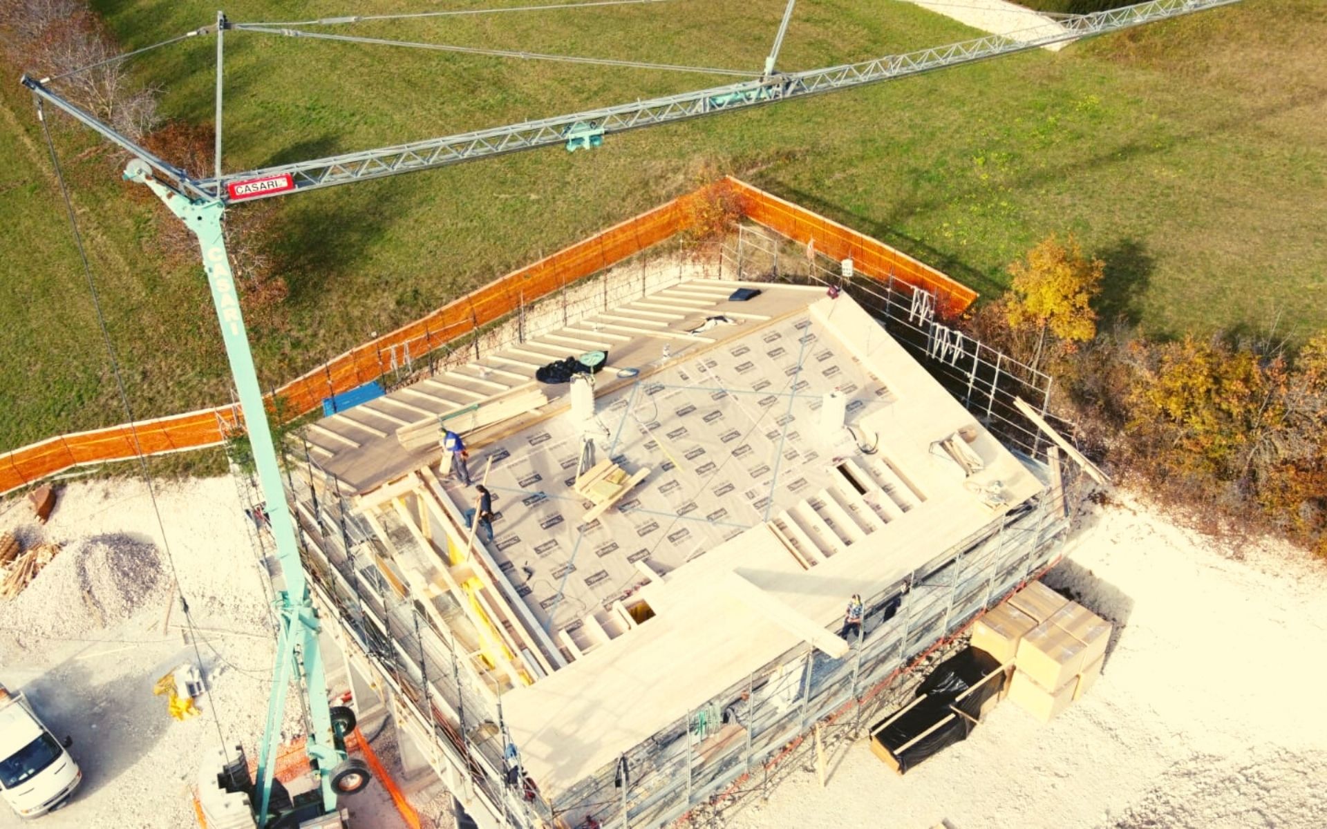 tetto sopra villa legno folgaria